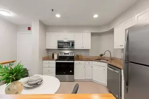 661 Lowell St, Lexington, MA 02420 - Photo 3