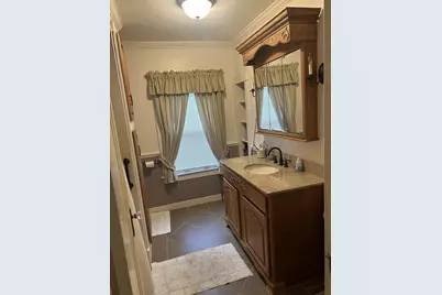 142 Springfield St, Springfield, MA 01107 - Photo 19