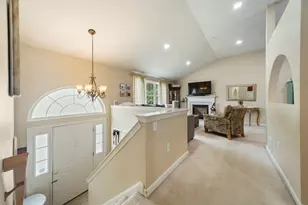 82 Vincent Cir, Worcester, MA 01604 - Photo 3