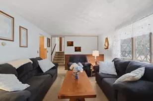33 Rolling Ln, Hudson, MA 01749 - Photo 9