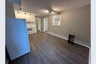 8 Pike St, Hopkinton, MA 01748 - Photo 5