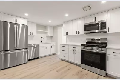 100 Place Ln #169, Woburn, MA 01801 - Photo 1