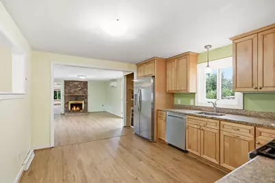 2 Westwood Street, Burlington, MA 01803 - Photo 7