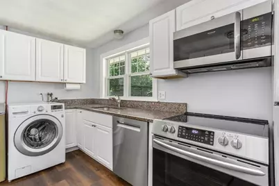 12 Terri Rd, Framingham, MA 01701 - Photo 17