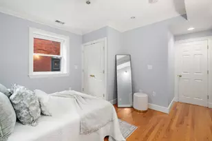 1724 Beacon St, Brookline, MA 02445 - Photo 9