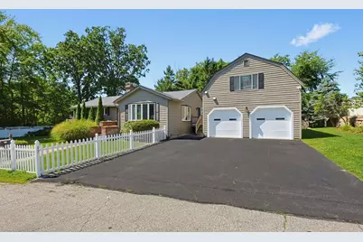17 Metropolitan Ave, Ashland, MA 01721 - Photo 3