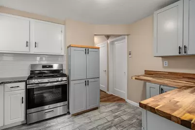 65 Burnside Ter, Springfield, MA 01118 - Photo 9