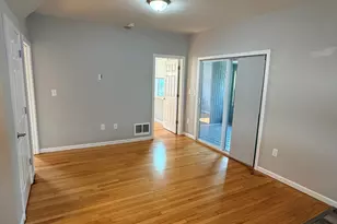 66 Hampshire, Chicopee, MA 01020 - Photo 5