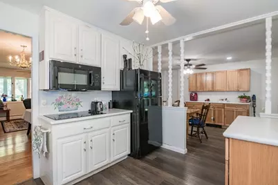 297 Falley Dr, Westfield, MA 01085 - Photo 9