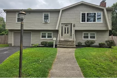 64 Woolley Ave, Somerset, MA 02726 - Photo 1
