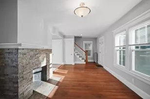 15 Garland St, Springfield, MA 01118 - Photo 5