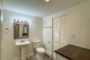 212 W Sixth St, Boston, MA 02127 - Photo 17