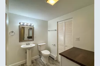 212 W 6th St #212, Boston, MA 02127 - Photo 17