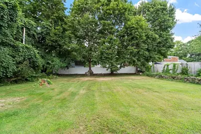 25 Starr St, Leominster, MA 01453 - Photo 15
