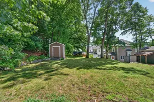 204 Parkview Ave, Lowell, MA 01852 - Photo 31