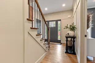 989 Pleasant St, Leominster, MA 01453 - Photo 3