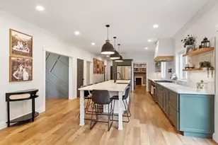 989 Pleasant St, Leominster, MA 01453 - Photo 5