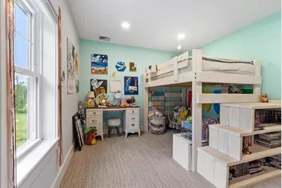 989 Pleasant St, Leominster, MA 01453 - Photo 21