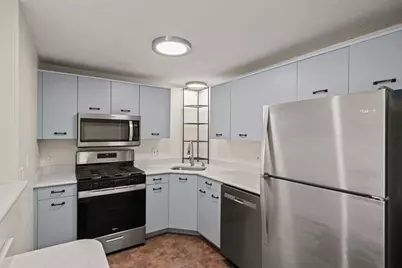 34 Newhall St #405, Lowell, MA 01852 - Photo 3