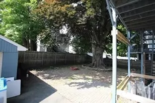 109 Sherman, Lowell, MA 01852 - Photo 17