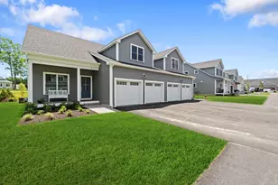 25 Salisbury Hill Blvd, Worcester, MA 01609 - Photo 1