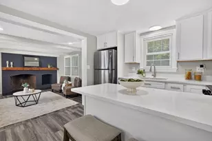 20 Vaughn Ct, Stoughton, MA 02072 - Photo 5
