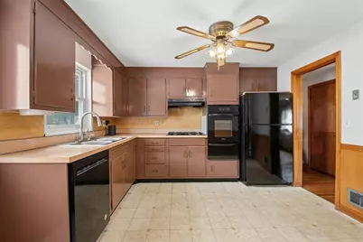 129 Chickering Road, Dedham, MA 02026 - Photo 9