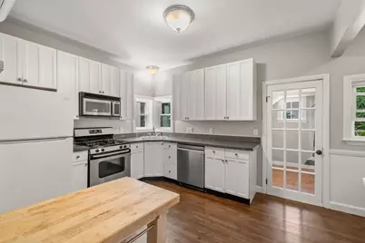 74 Trull St #B, Somerville, MA 02145 - Photo 5