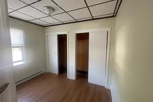 212 School St, Taunton, MA 02780 - Photo 5