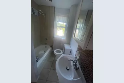 212 School St #2, Taunton, MA 02780 - Photo 7
