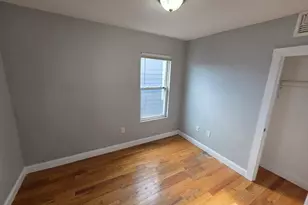 9 Lincoln St, Boston, MA 02122 - Photo 11