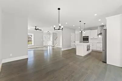 235 Braemoor Rd, Brockton, MA 02301 - Photo 13