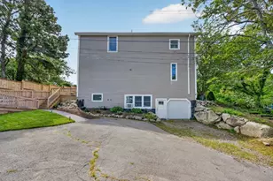 24 Mayflower Dr, Plymouth, MA 02360 - Photo 35