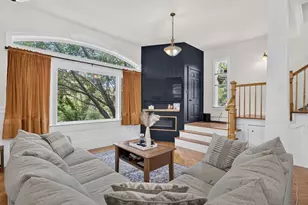 24 Mayflower Dr, Plymouth, MA 02360 - Photo 1