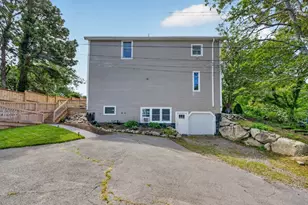 24 Mayflower Dr, Plymouth, MA 02360 - Photo 35
