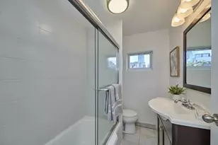 20 Hereford St, Boston, MA 02115 - Photo 15