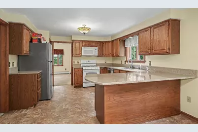 5 Ohio Rd, Tyngsborough, MA 01879 - Photo 5