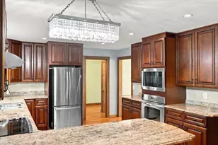 35 Swift Rd, Framingham, MA 01702 - Photo 5