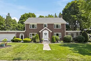 35 Swift Rd, Framingham, MA 01702 - Photo 1