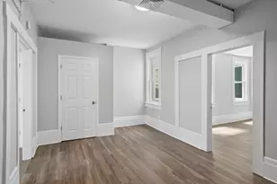 293 Clemente St, Holyoke, MA 01040 - Photo 11