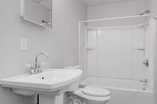 293 Clemente St, Holyoke, MA 01040 - Photo 7