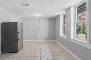 293 Clemente St, Holyoke, MA 01040 - Photo 5