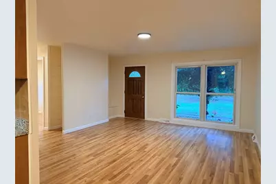 149 Precinct St, Taunton, MA 02718 - Photo 7