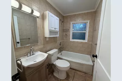 149 Precinct St, Taunton, MA 02718 - Photo 23