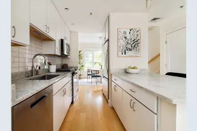 22 Blue Jay Cir #22, Boston, MA 02126 - Photo 5