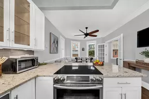 106-108 E Brookline St, Boston, MA 02118 - Photo 7
