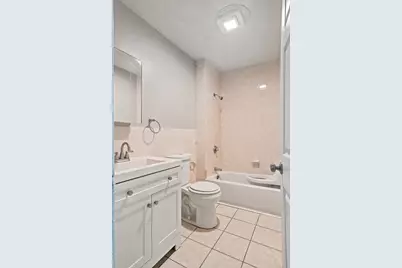 183 Chestnut St #2L, Holyoke, MA 01040 - Photo 13