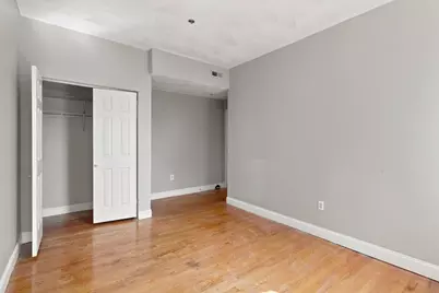 183 Chestnut St #2L, Holyoke, MA 01040 - Photo 9