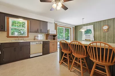 48 Jackson St, North Attleboro, MA 02763 - Photo 13