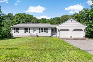 39 Grant St, Attleboro, MA 02703 - Photo 1